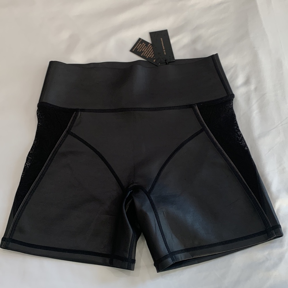 NWT‎ Kiki De Montparnasse Athleisure Lace Inset Biker Shorts - Picture 4 of 14